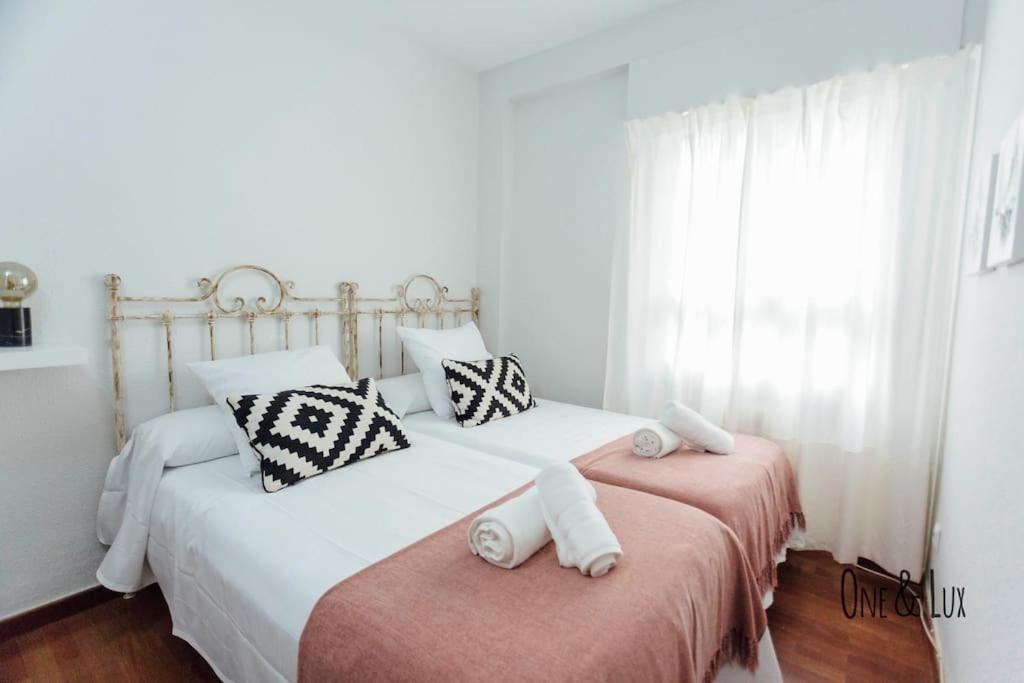 O&L Aire - Spacious And Bright Apartment In The Heart Of Σεβίλλη Εξωτερικό φωτογραφία