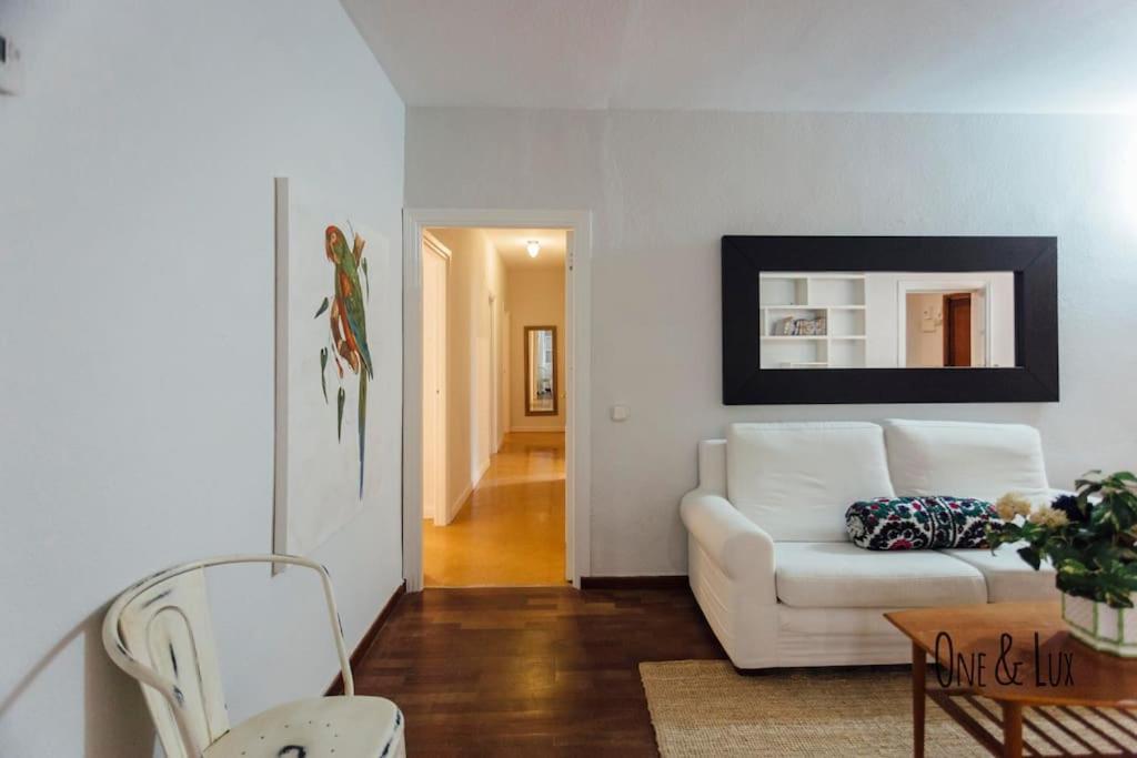 O&L Aire - Spacious And Bright Apartment In The Heart Of Σεβίλλη Εξωτερικό φωτογραφία